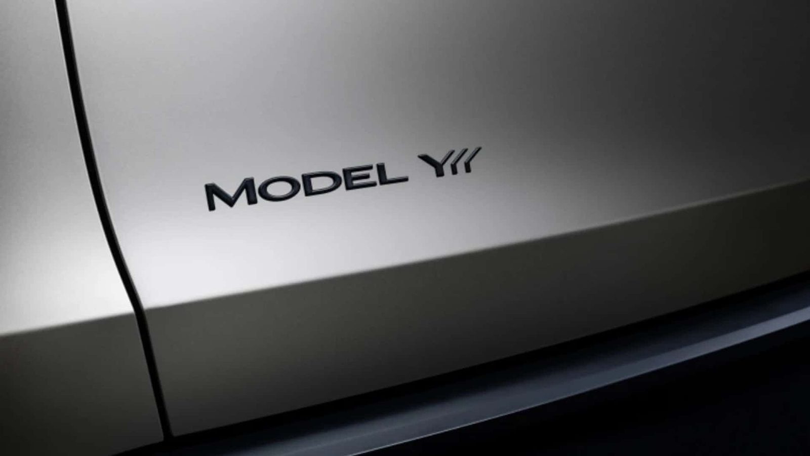 Διέρρευσε το εξαθέσιο Tesla Model Y